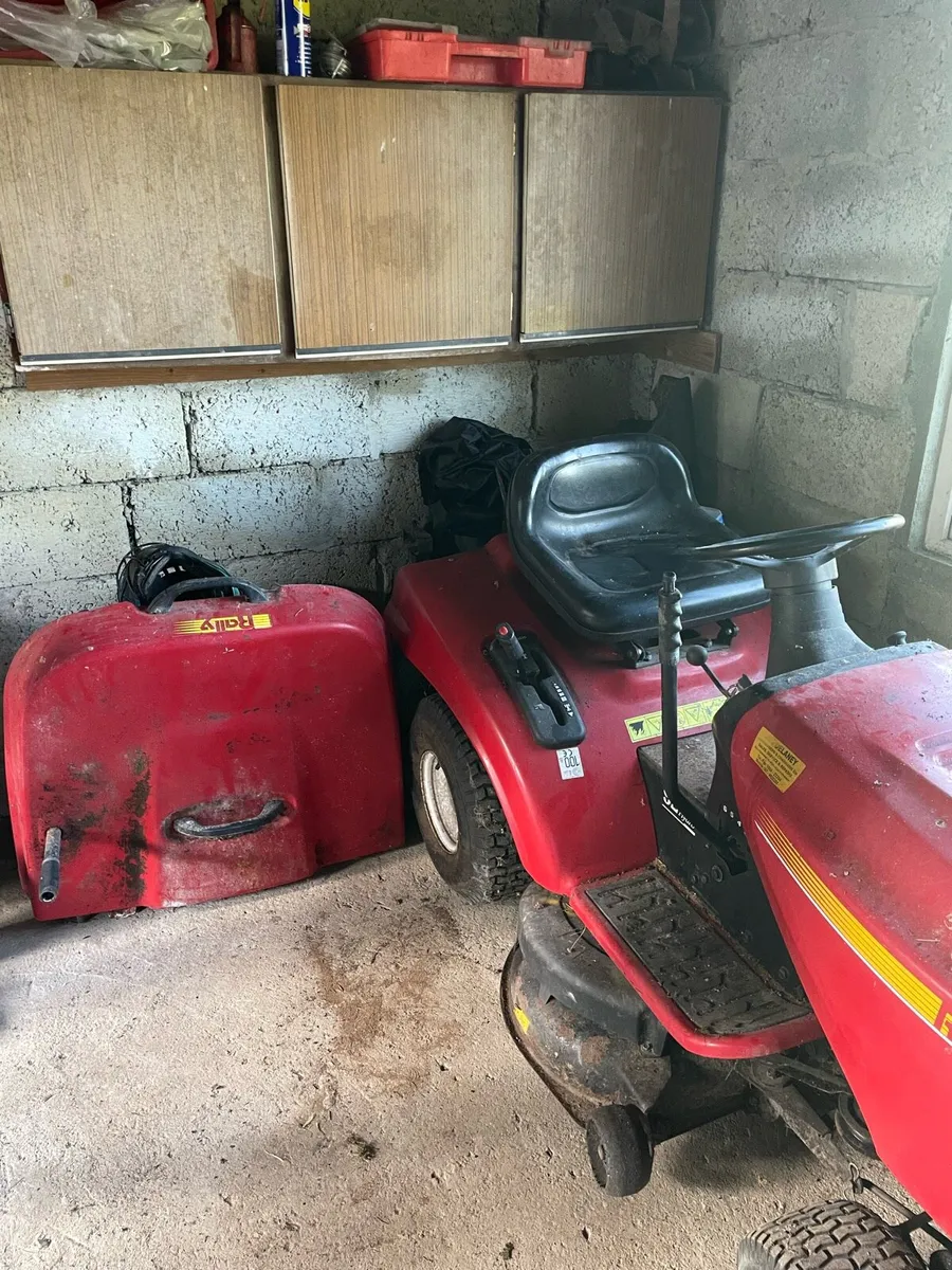 Rally ride on lawnmower - Image 2