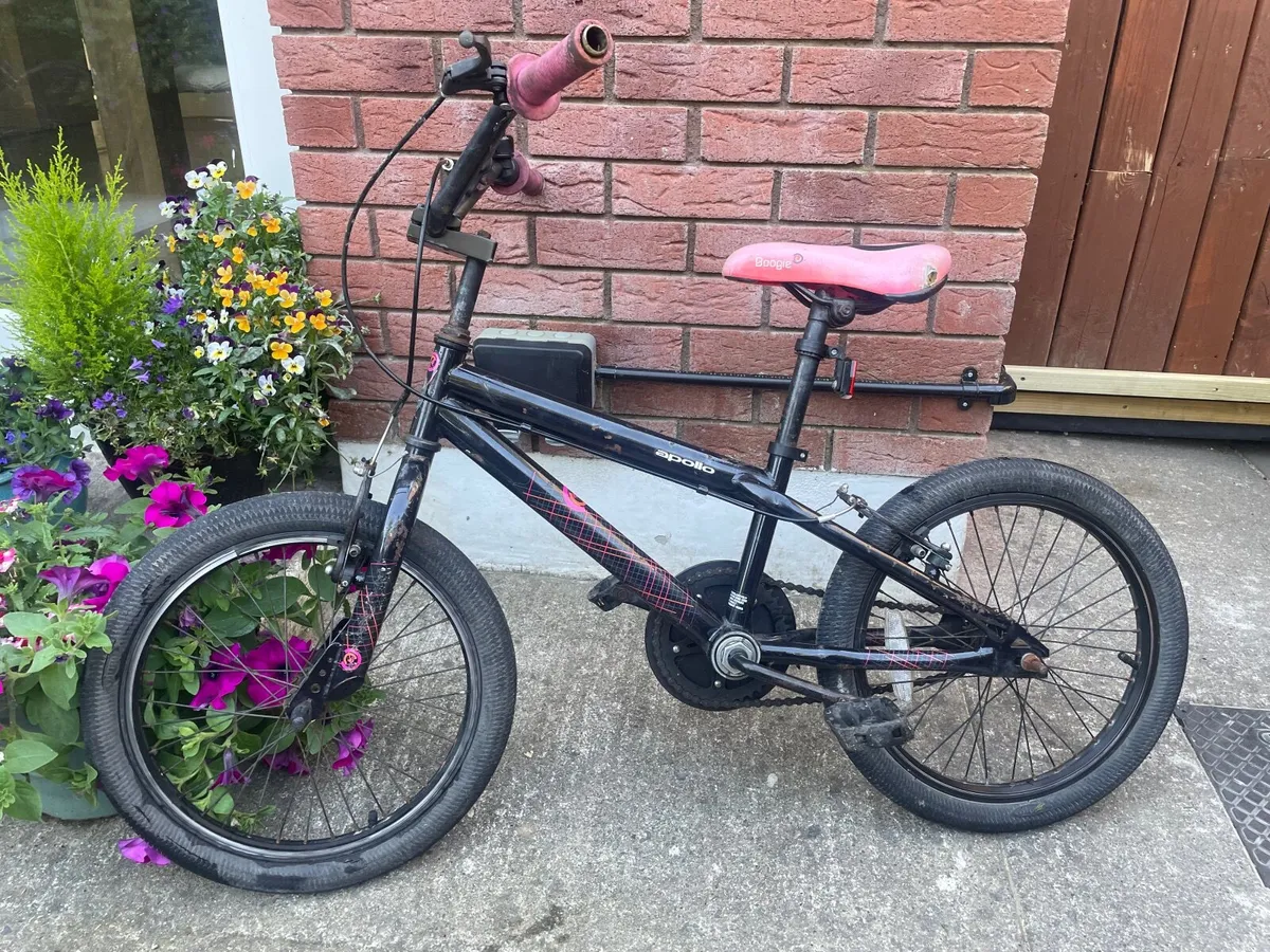Kids Bicycle (age 5-9yrs) - Image 1