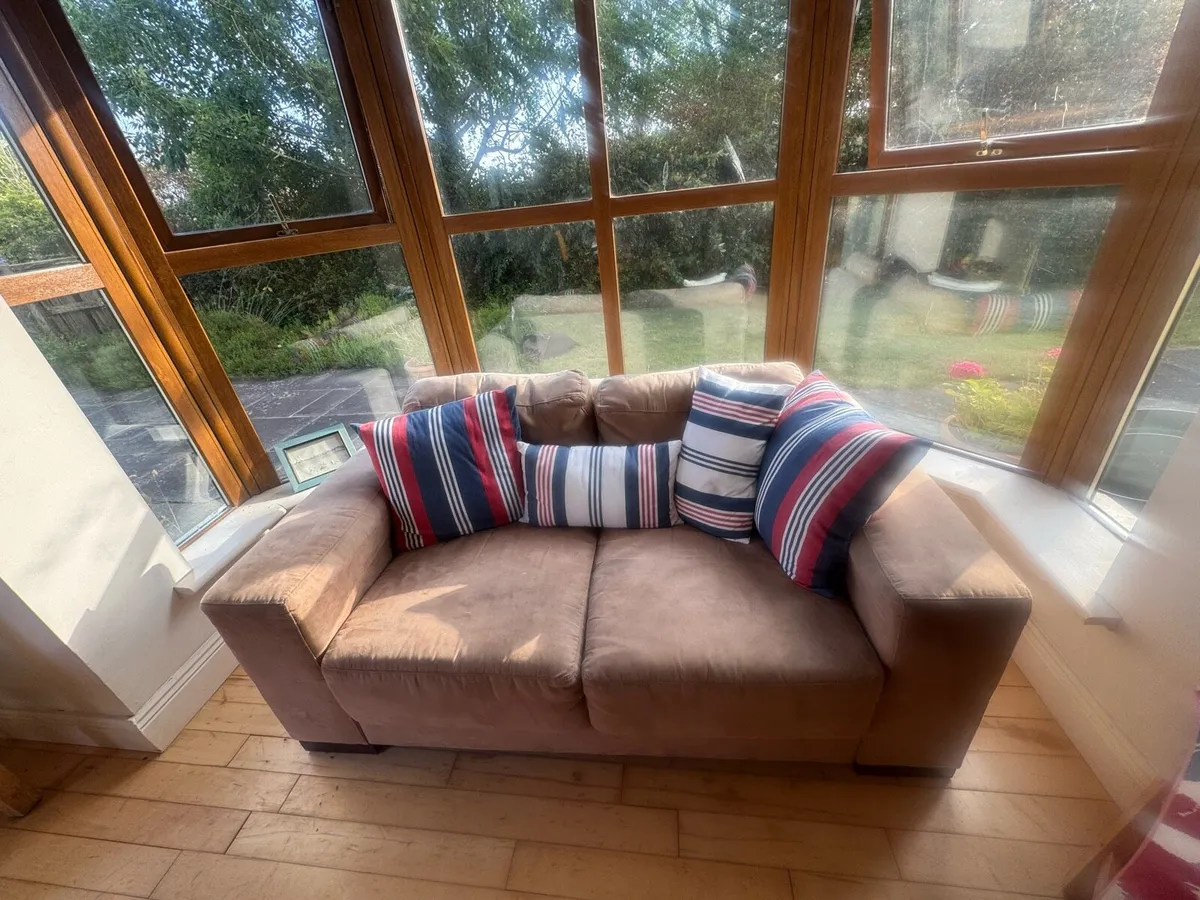 Matching sofa - Image 2