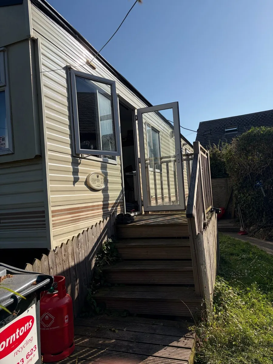 Mobile Home - Image 1