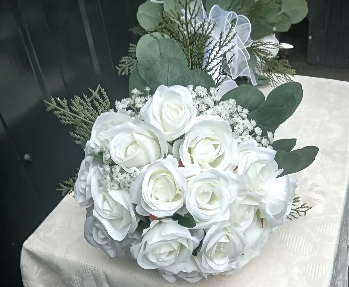Wedding Bouquets in Faux Flowers - Image 4