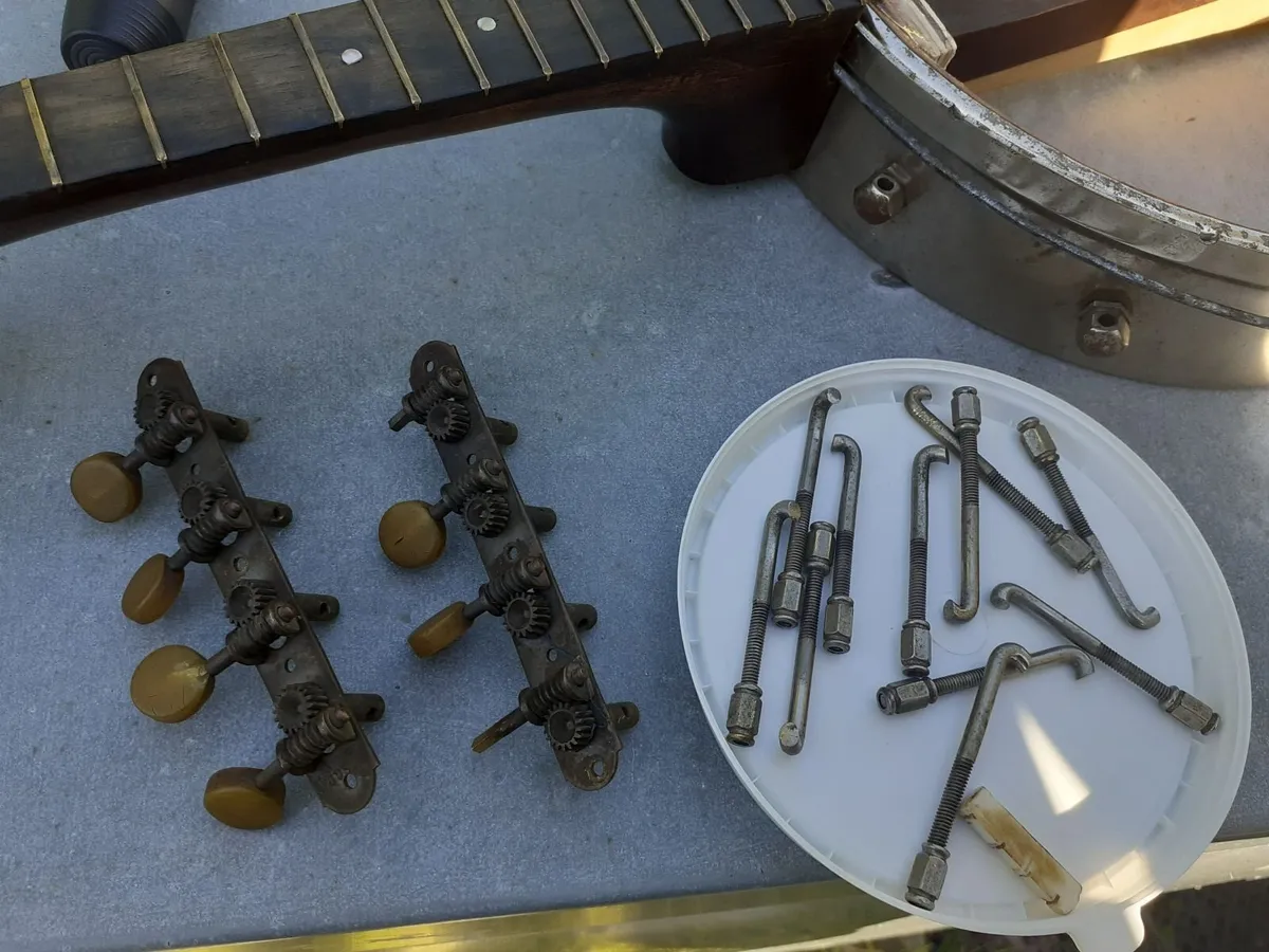 Banjo Mandolin for parts or repair - Image 3