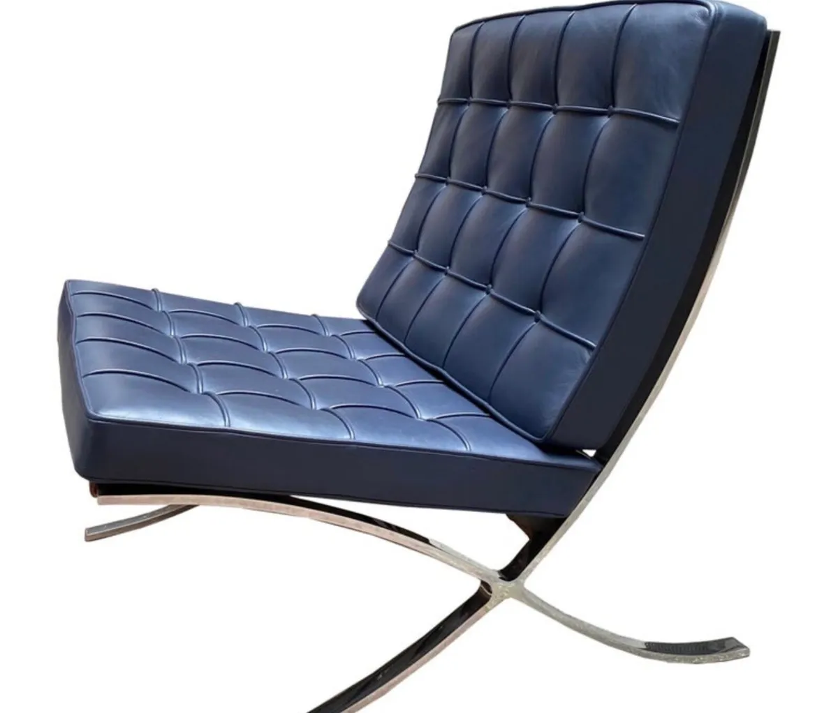 4 navy Barcelona chairs - Image 1