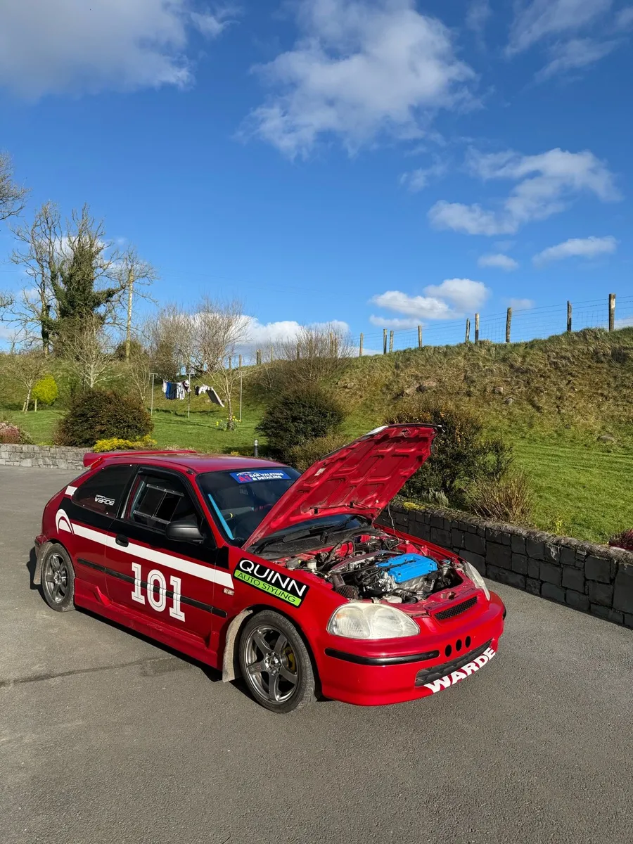 Honda civic - Image 4