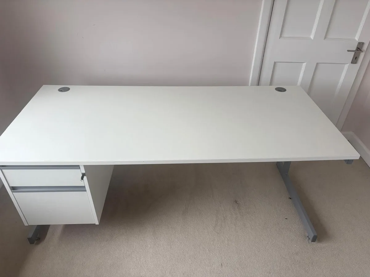1800x800 mm Desk (White) with x2 Drawers - Image 1