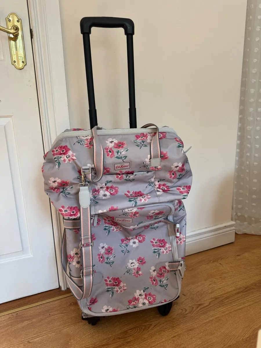 Cath Kidston Matching Luggage Set – Floral Print - Image 1