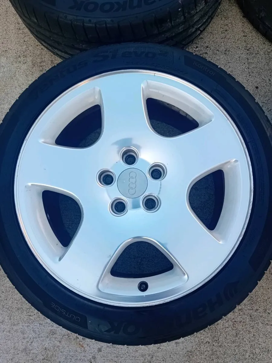 17" 5x112 audi polished face alloys - Image 3