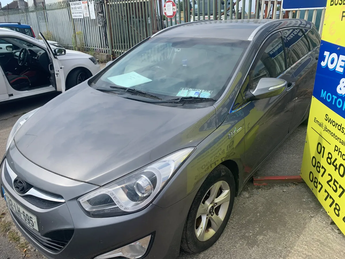 2013 HYUNDAI i40 DIESEL ESTATE - Image 2