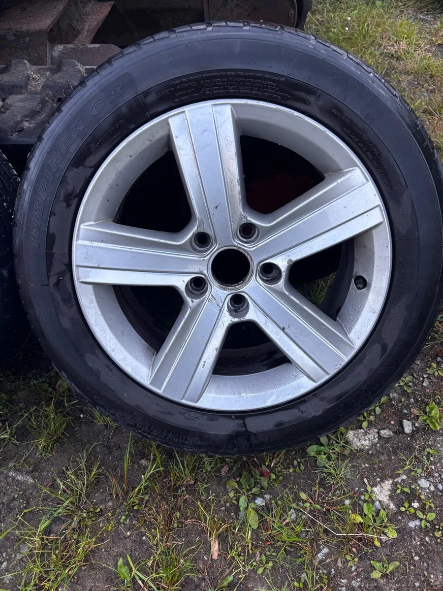 Volkswagon caddy alloys - Image 2