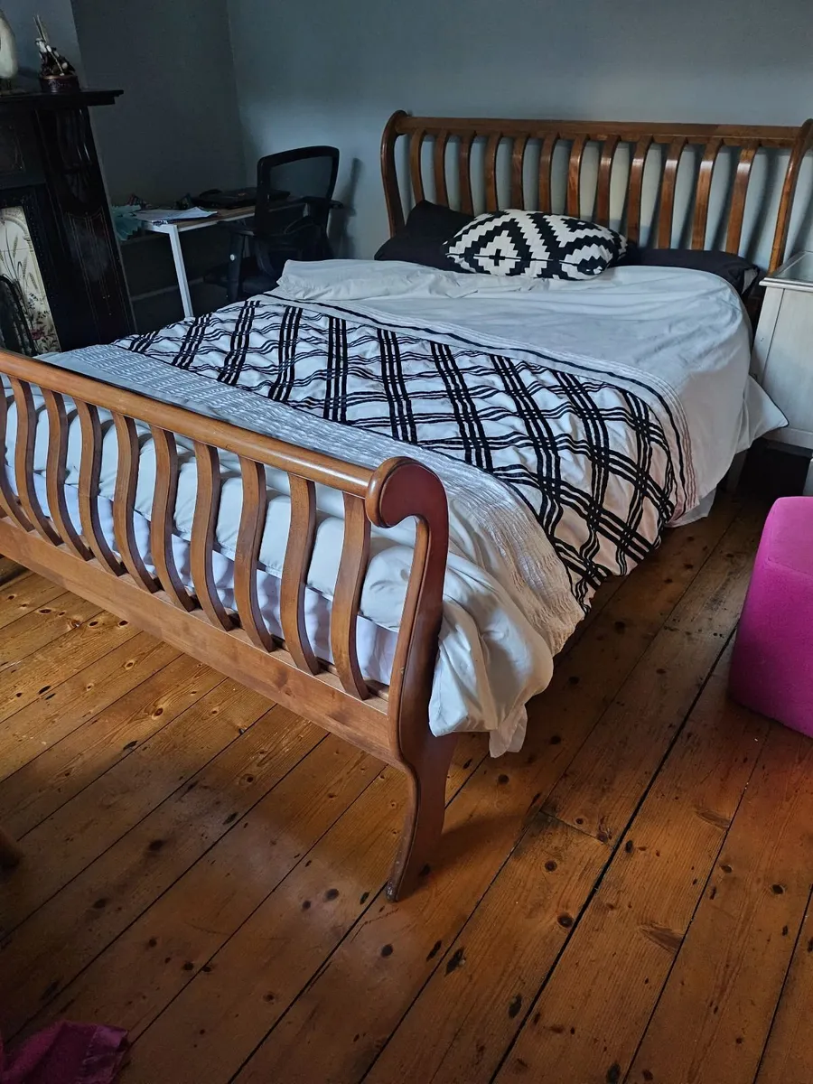 KING SIZE BED - Image 1