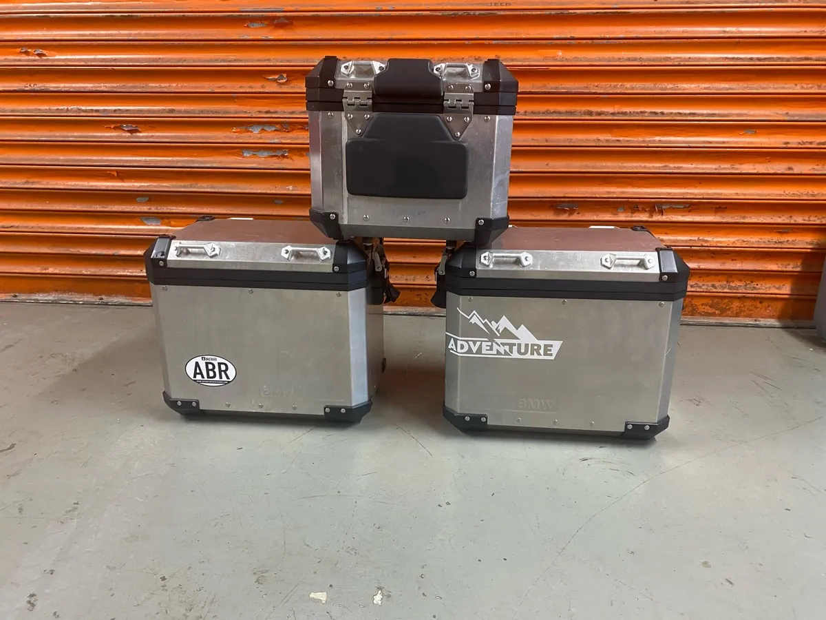Bmw Luggage hard boxes - Image 2