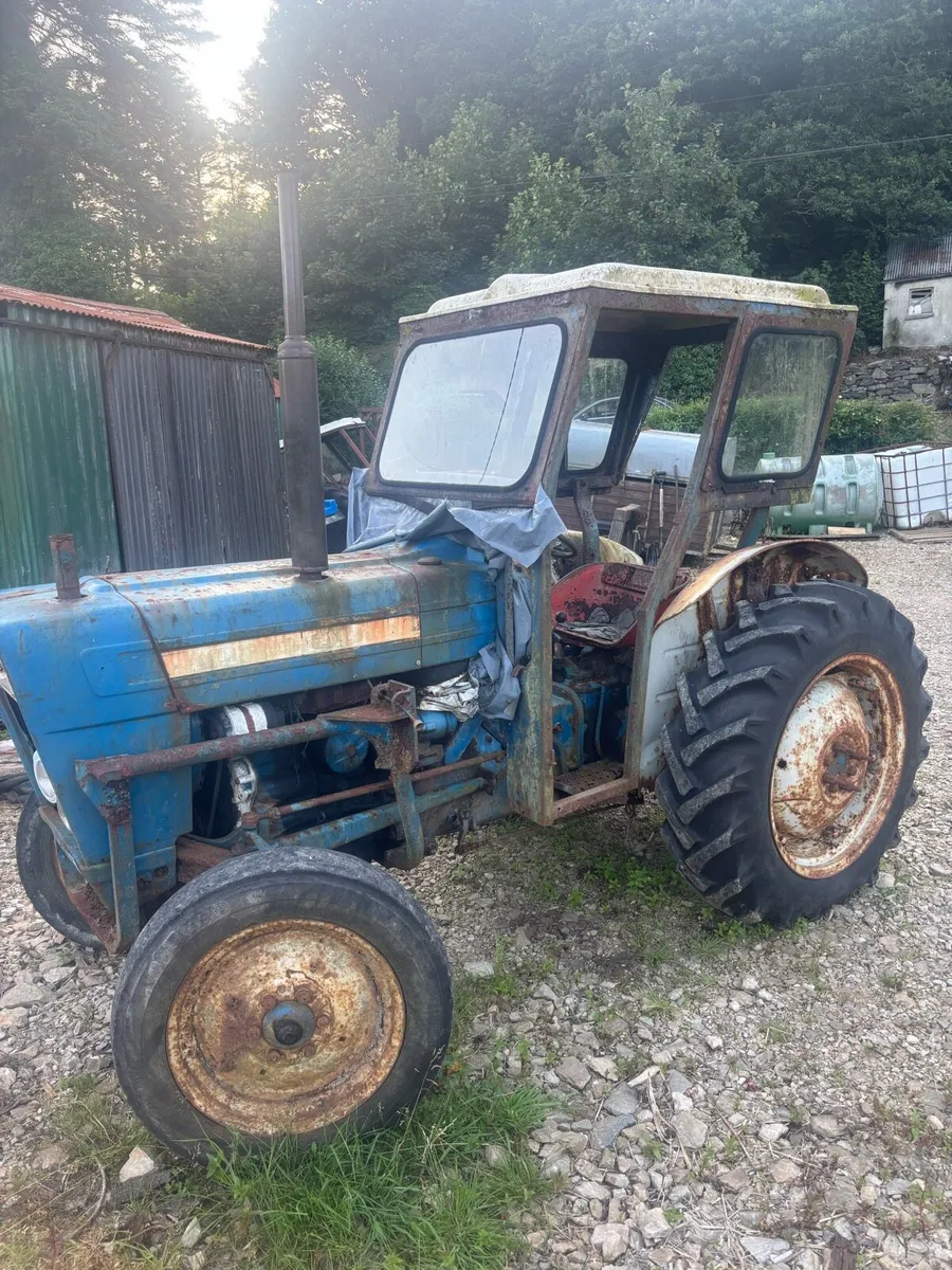 Ford 3000 - Image 1