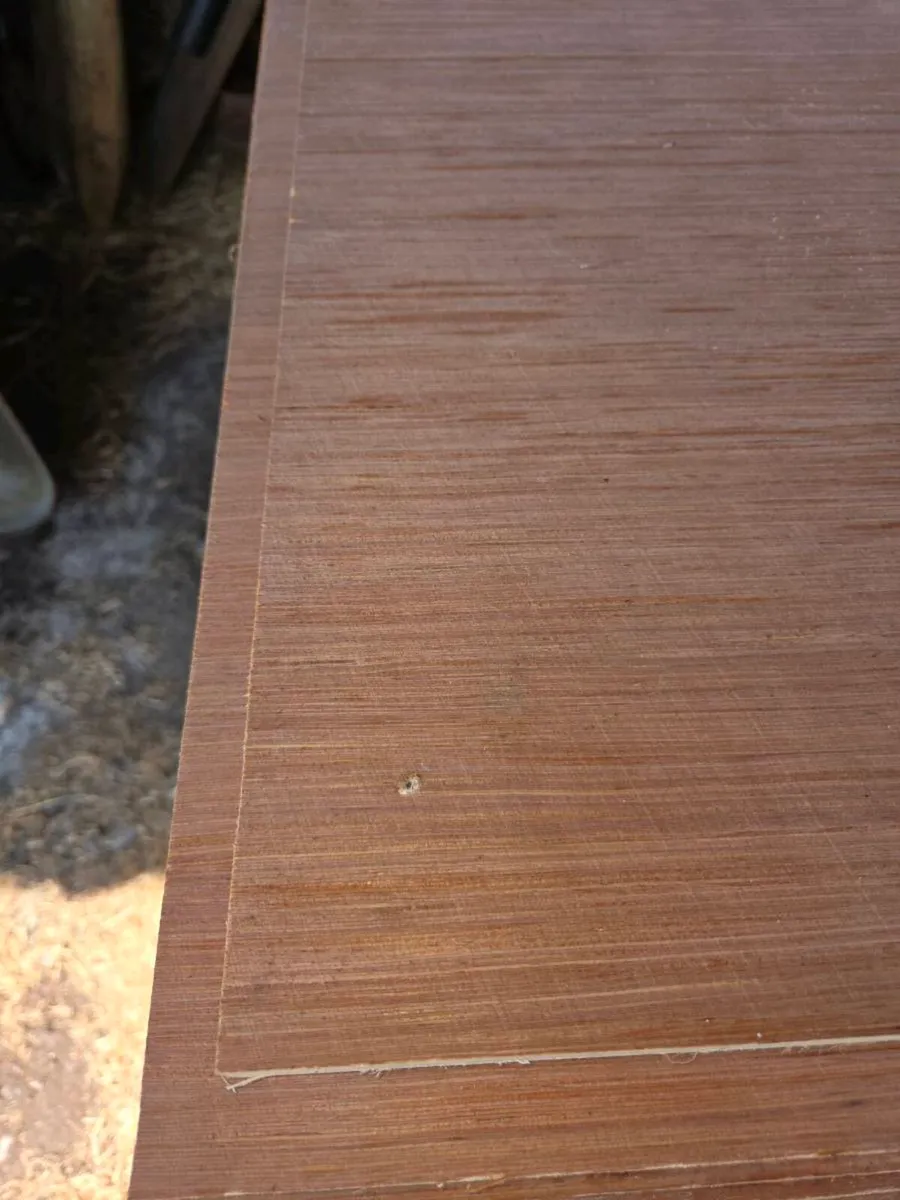 18mm Pine Faced plywood - Image 3