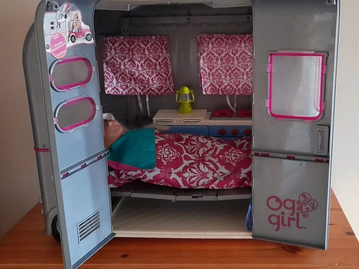 Our Generation Book, Shannon Doll, Camper Van, Car - Image 3