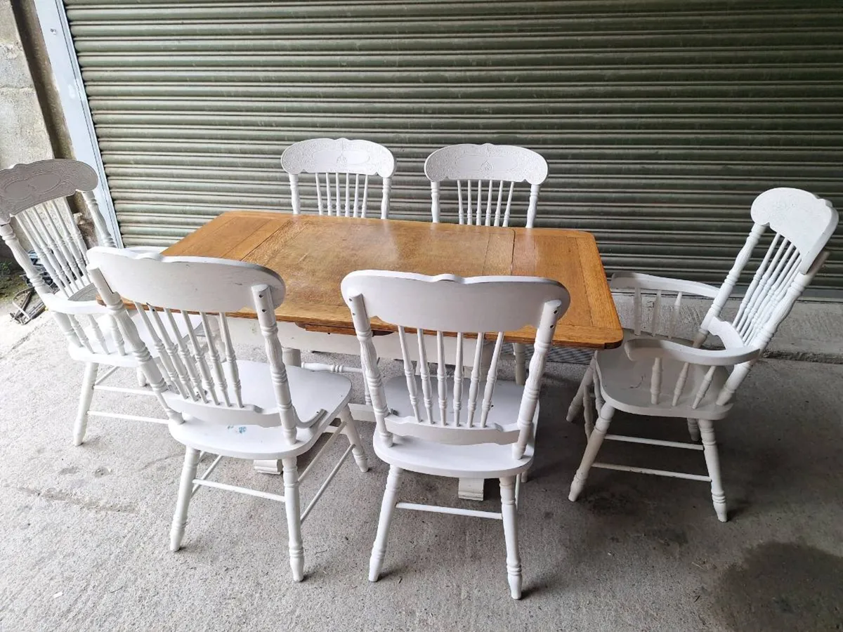 Old table and 6 chairs (DELIVERY) - Image 2