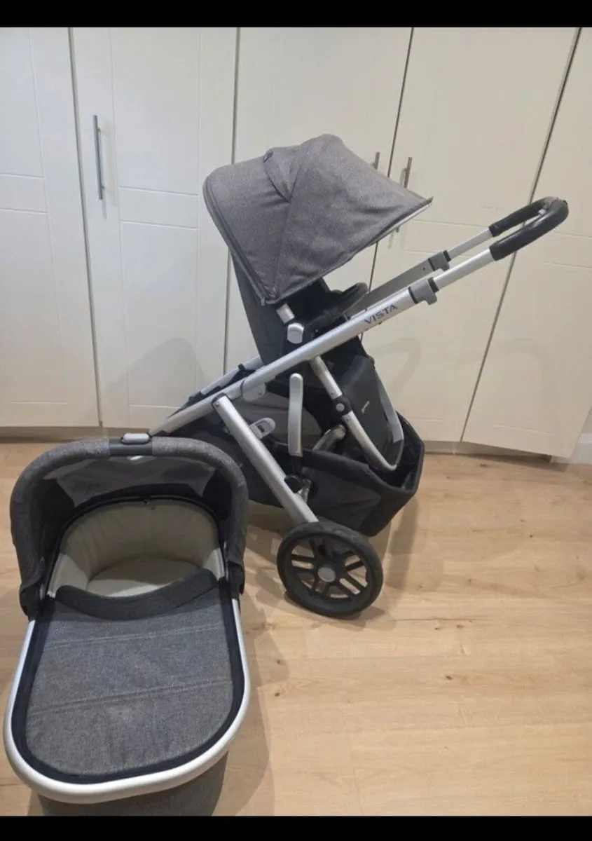 UPPAbaby Vista V2 Bundle - Image 2