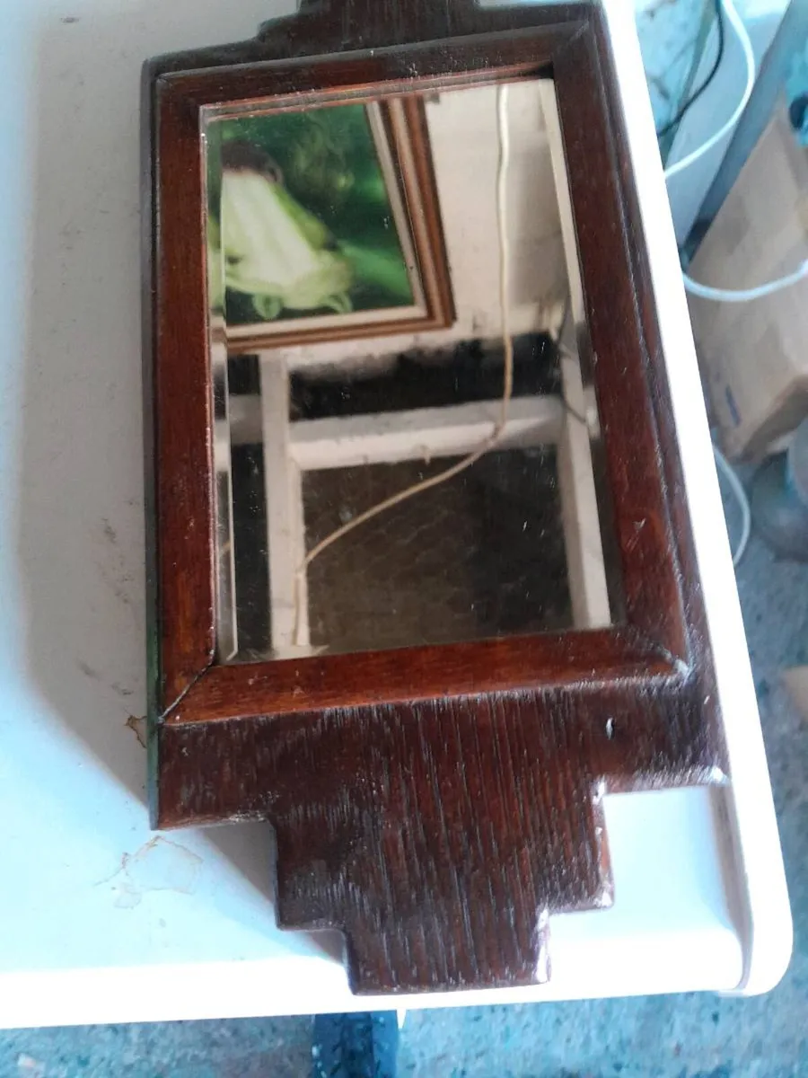 Antique  small believed edge oak framed mirror - Image 3