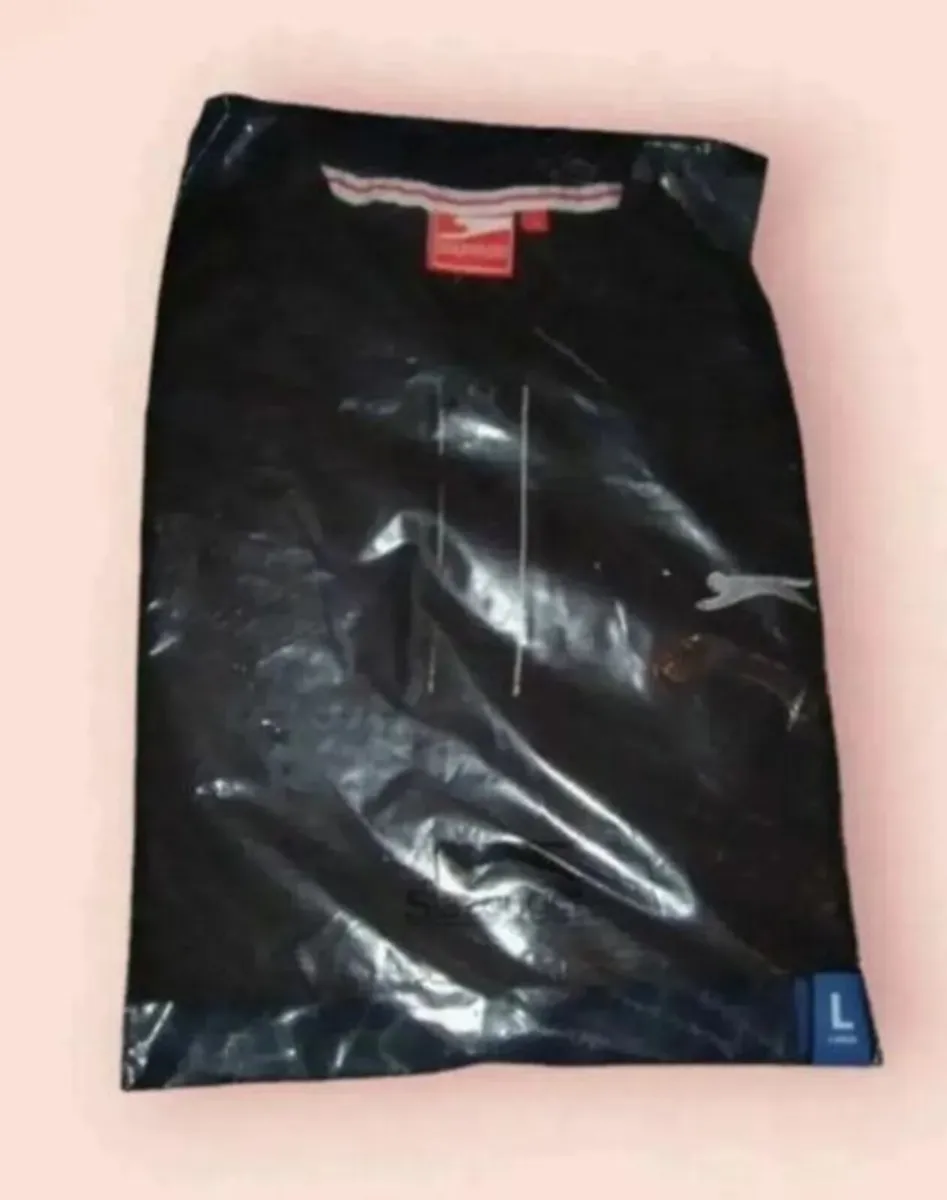 BNWT Slazenger Polo Shirt - Image 3