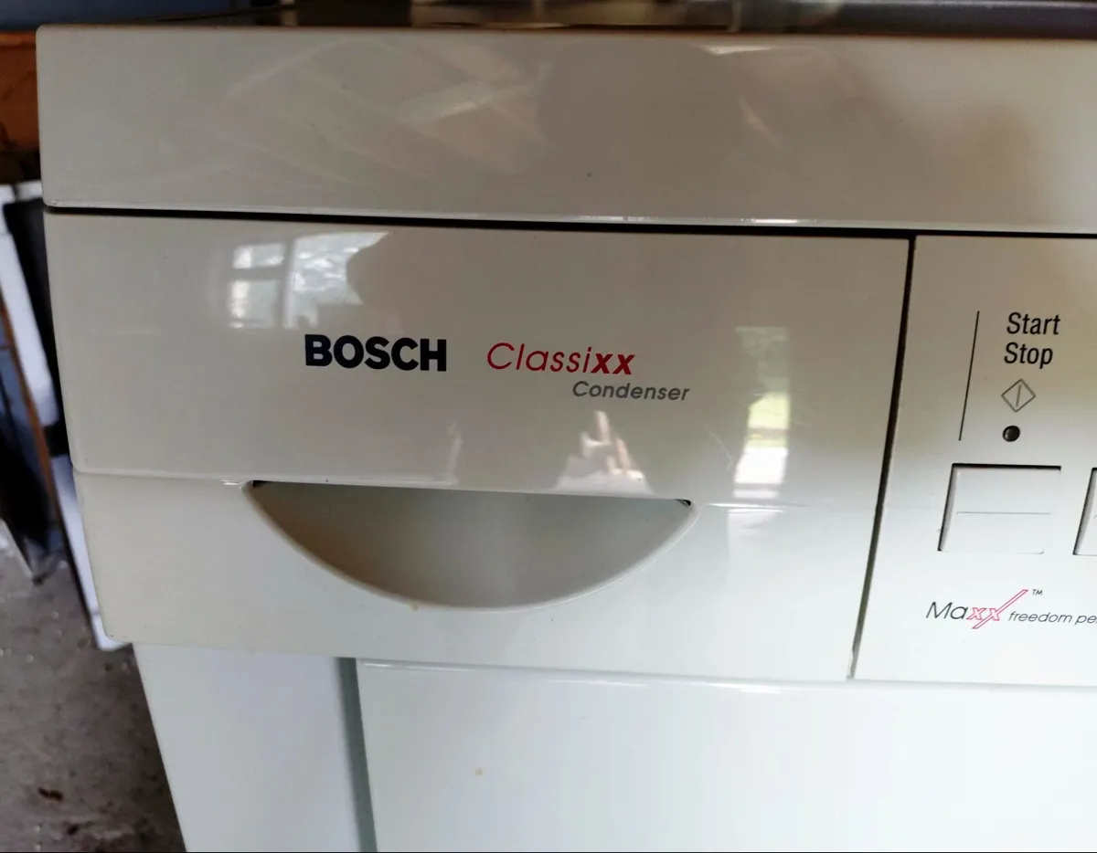 BOSCH CLASSIXX CONDENSER DRYER (USED). - Image 2