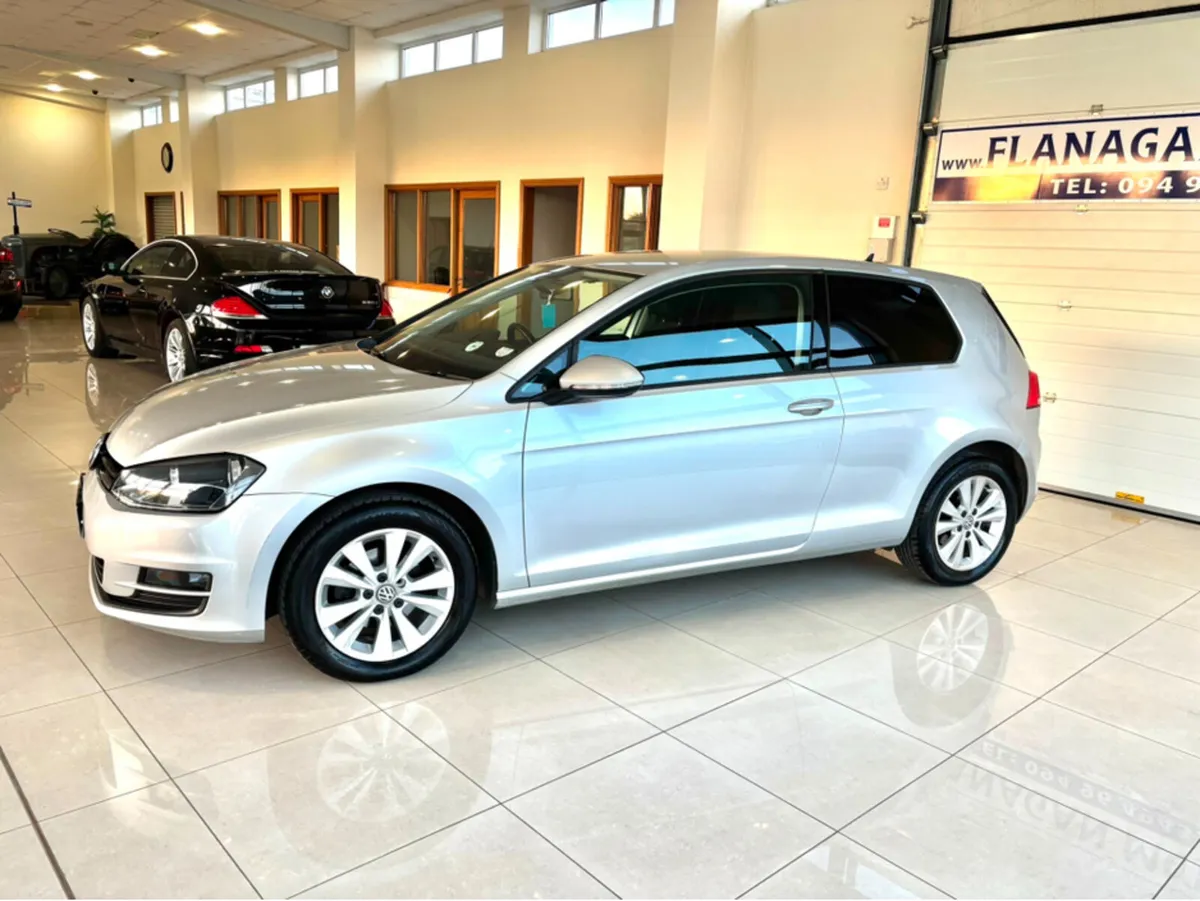 Volkswagen Golf TRENDLINE 1.6 TDI MANUAL 5SPEED 90 - Image 2