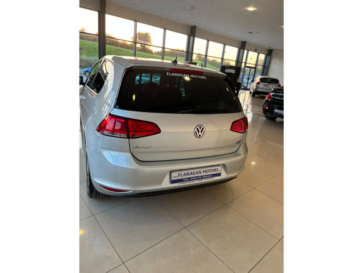 Volkswagen Golf TRENDLINE 1.6 TDI MANUAL 5SPEED 90 - Image 4