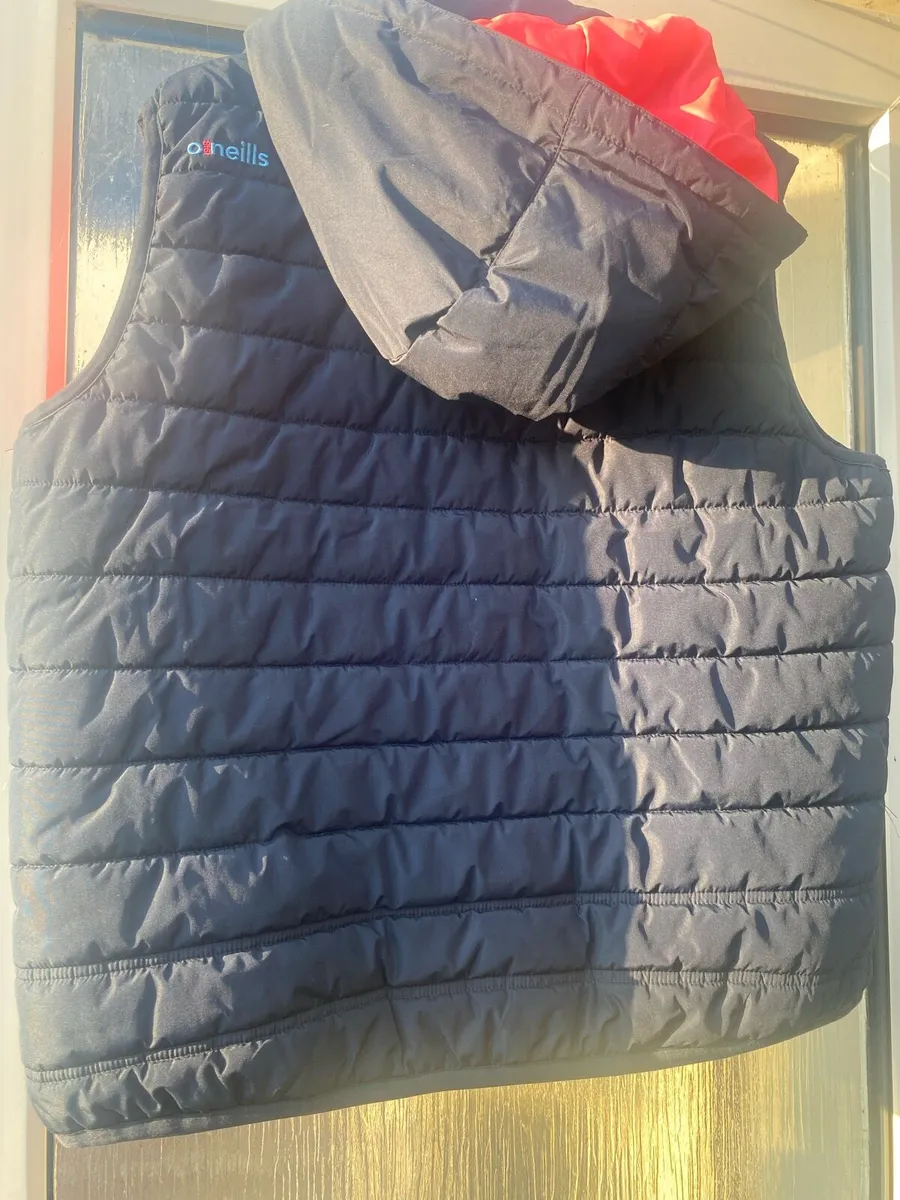 O Neil’s mayo gaa women’s sleeveless jacket for sa - Image 2