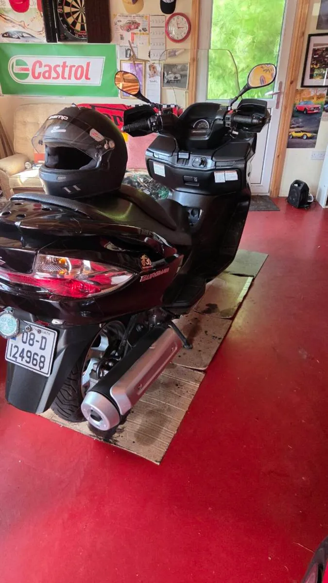 Suzuki Burgman - Image 2