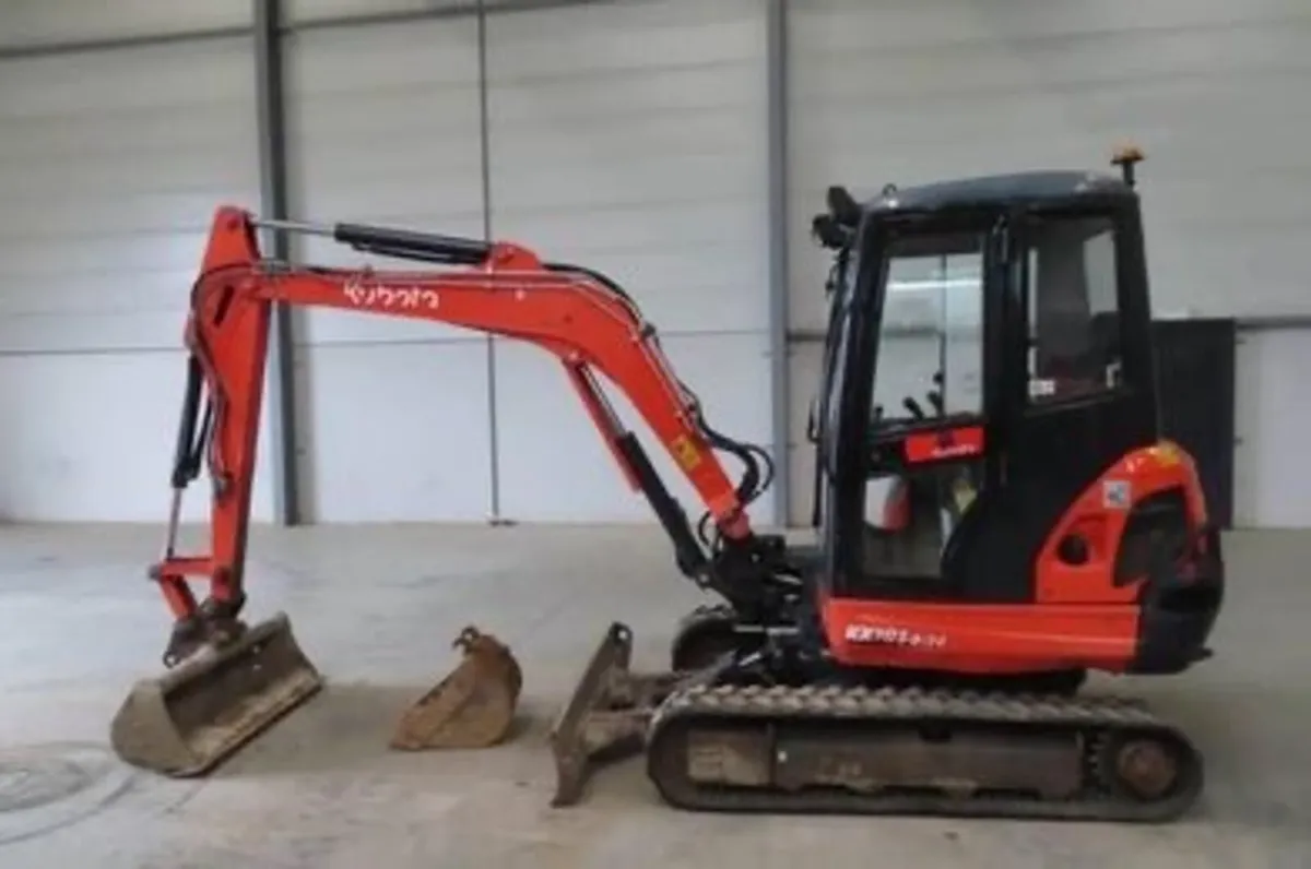 Mini Digger Hire with driver - Image 1