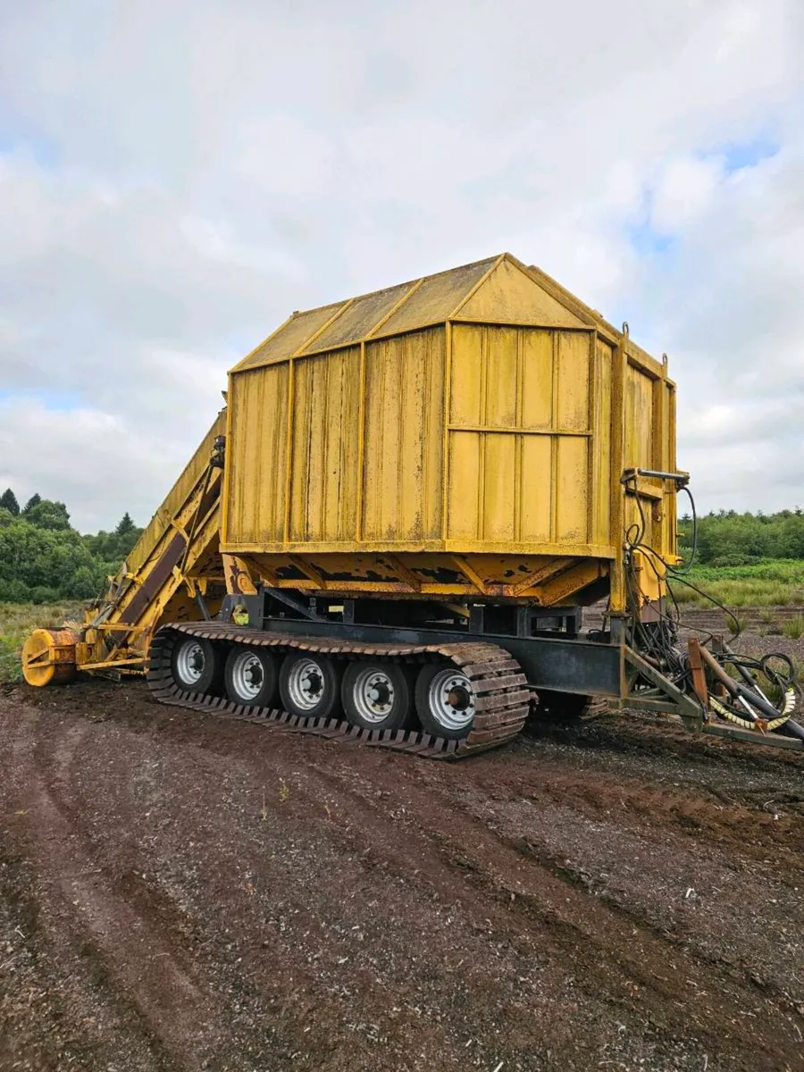 Vapo peat harvester - Image 1