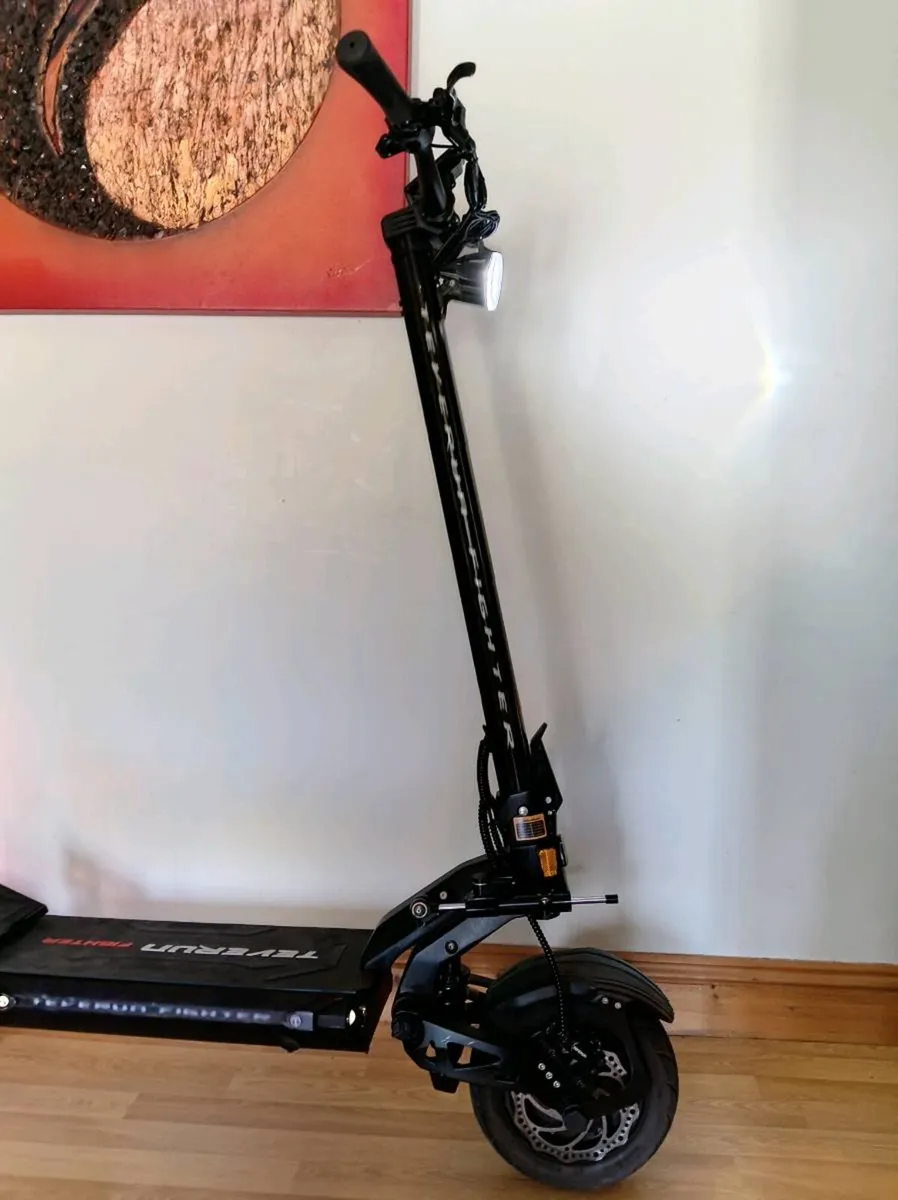 Scooter Teverun Fighter 11 EXTS Included Trade In - Image 3