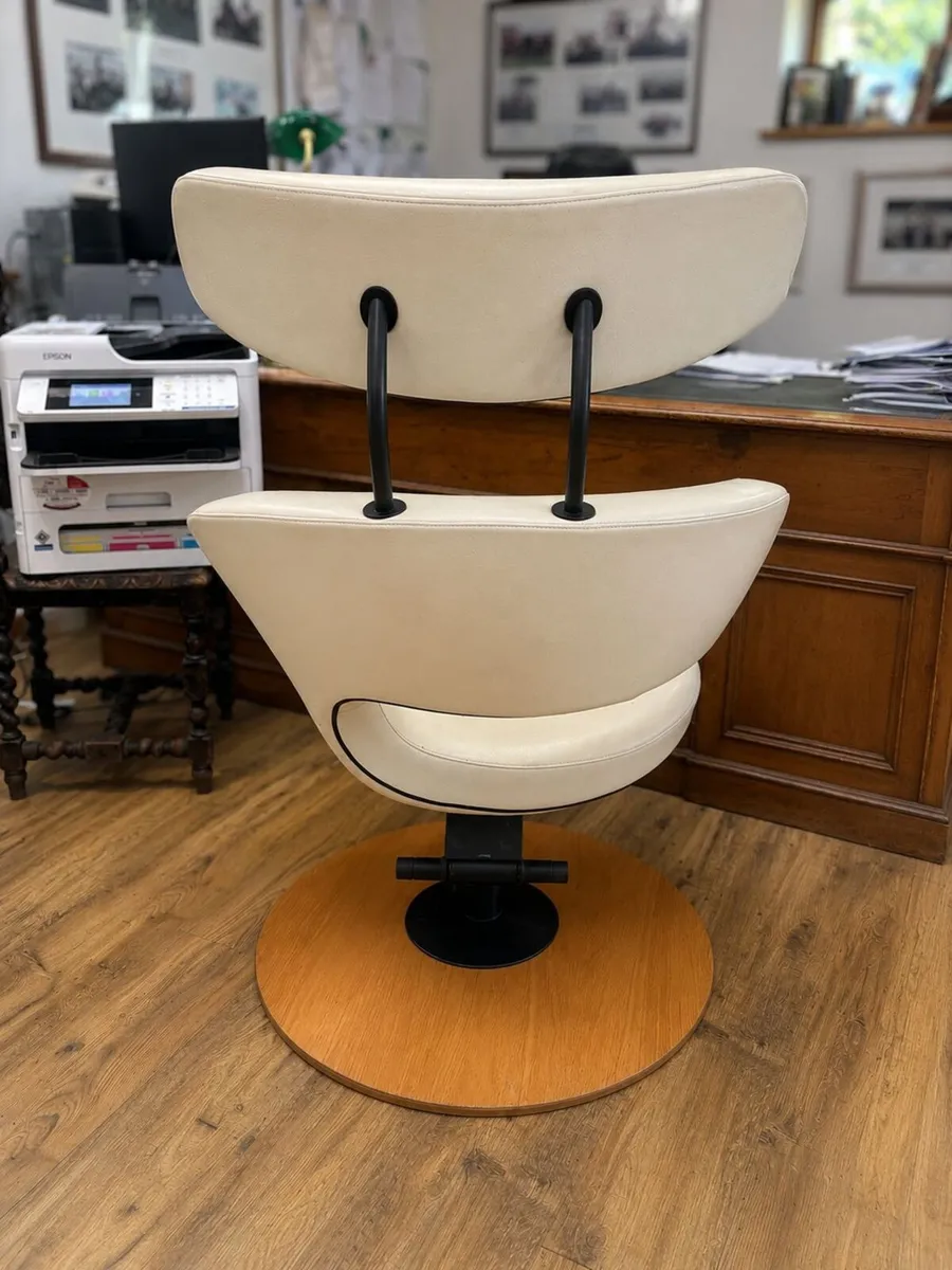 Pair of Sculptural Modern Swivel Lounge Chairs - Image 2
