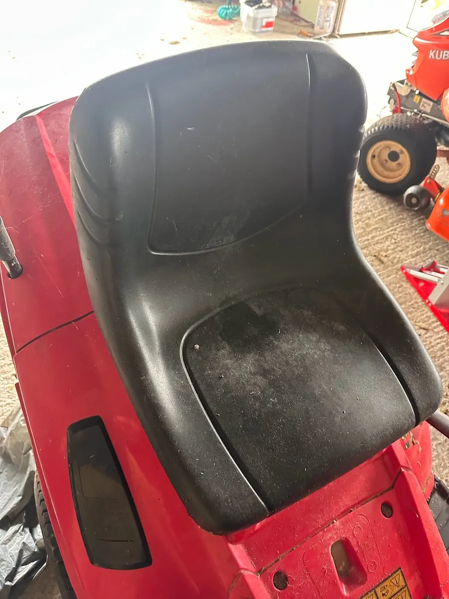 Castle Garden Ride On Mower - XG160 HD - Image 3