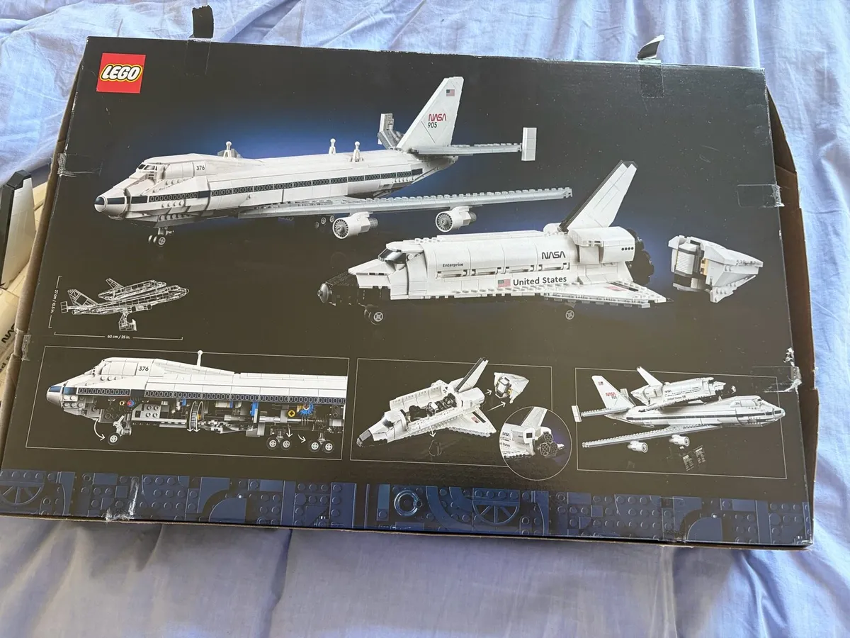 Lego Shuttlecraft and Carrier - Image 3