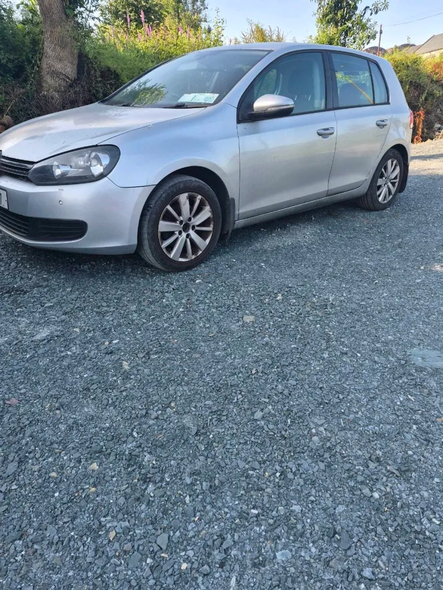 Golf - Image 1