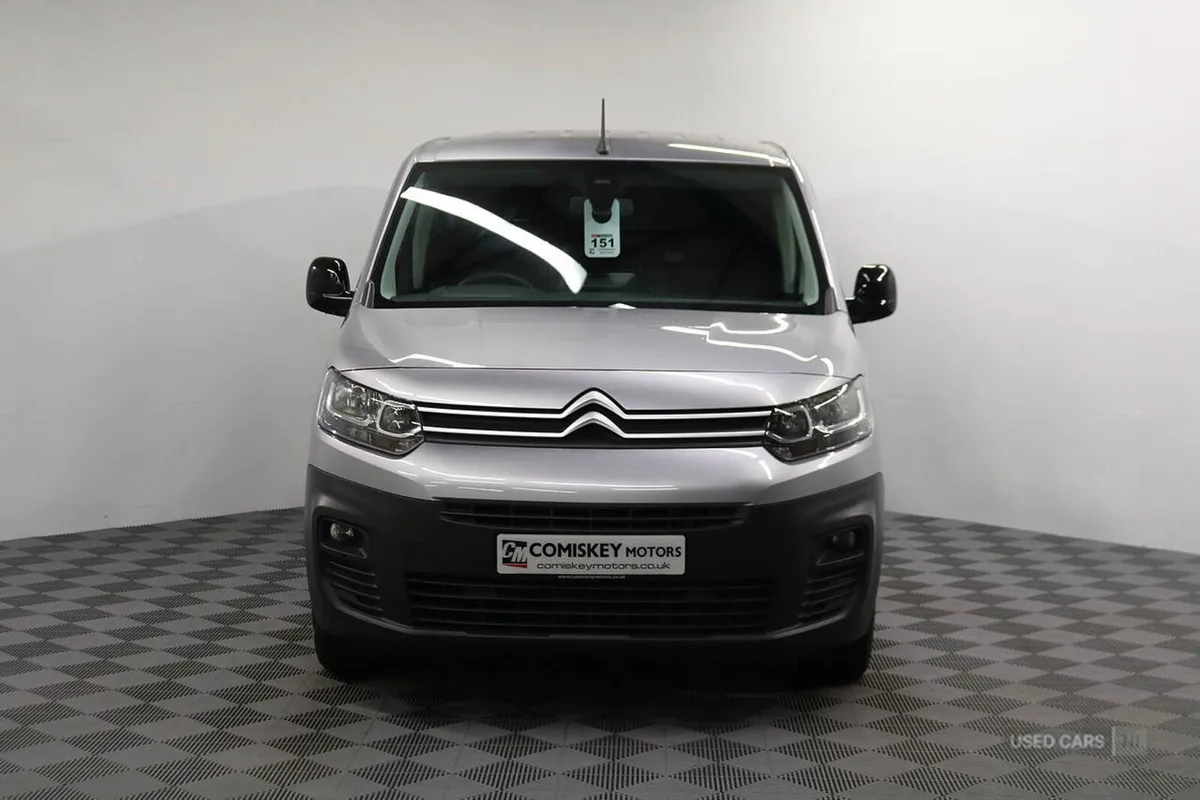 Citroen Berlingo BlueHDi 1000 Driver Edition M - Image 2
