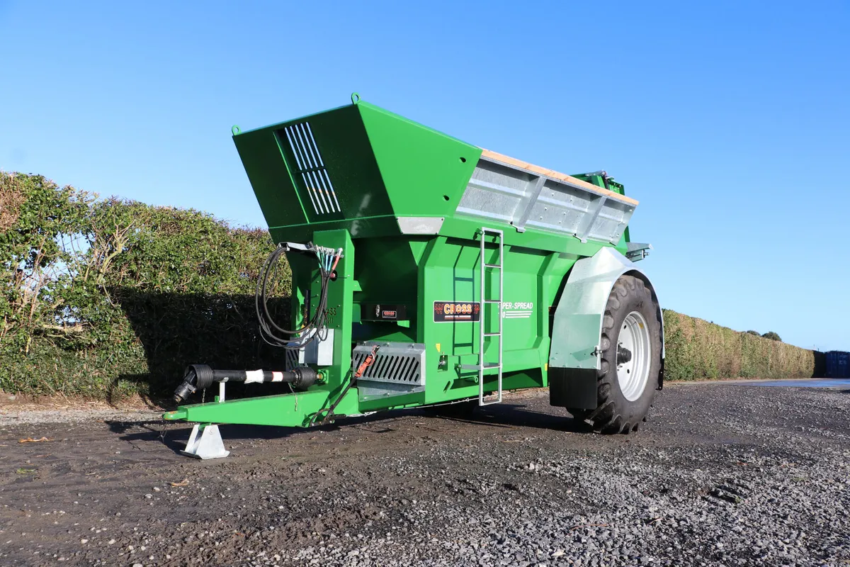 Cross 1100 Muck Spreader - Image 3