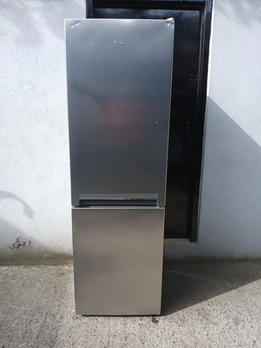 INDEZIT FRIDGE AND FREEZER - Image 4