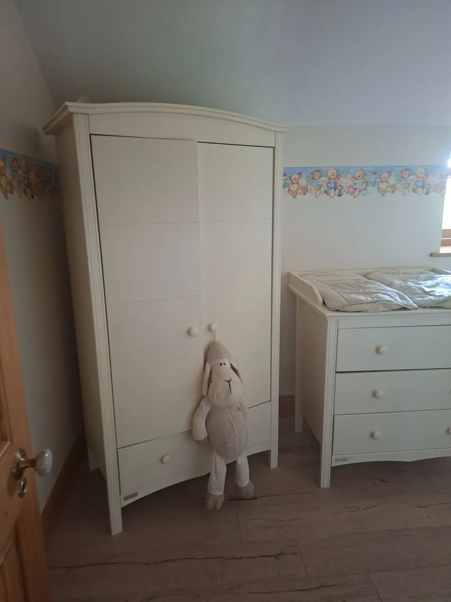 New born bedroom - Image 2
