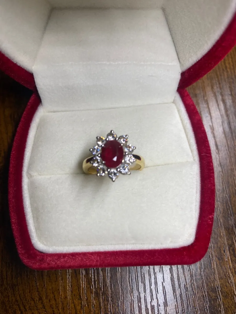 Diamond ring - Image 1