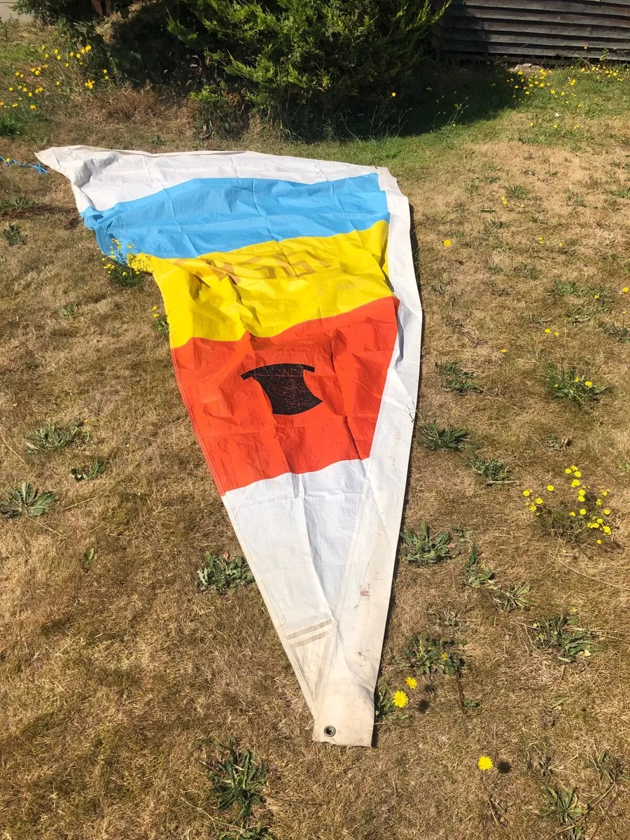 Topper sailing dinghy - Image 4