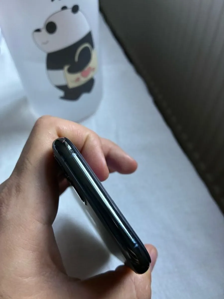Iphone 11 pro 256 GB - Image 4