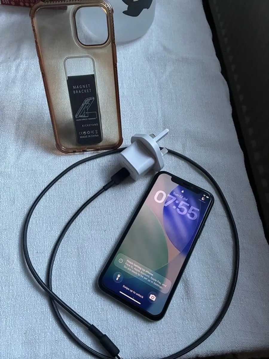Iphone 11 pro 256 GB - Image 1