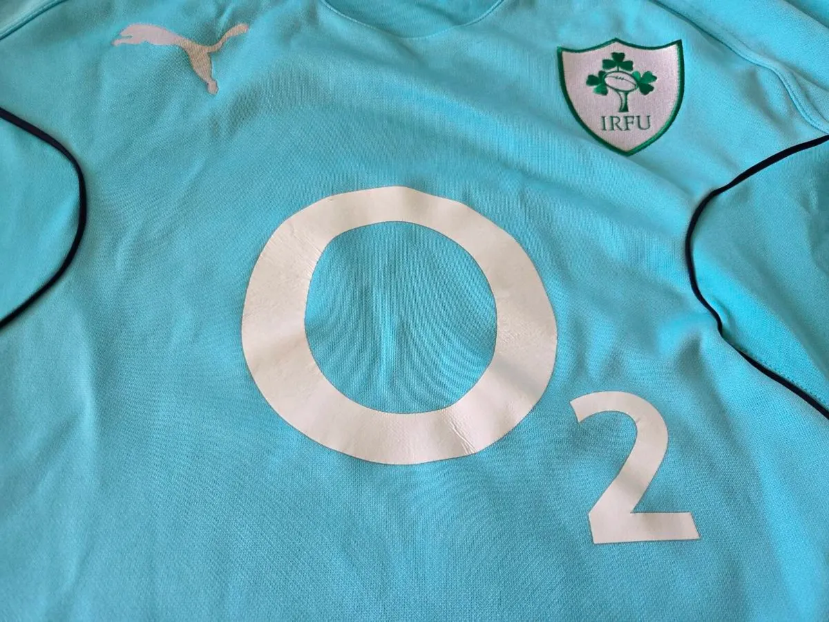 Ireland Rugby Union Away Jersey 2010 2011 Puma - Image 4