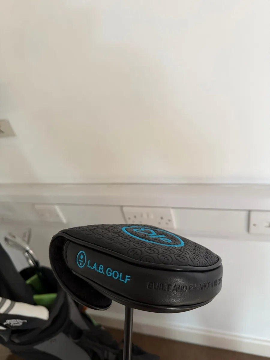 LAB DF3 Right Handed Putter 35 Inch - Image 4