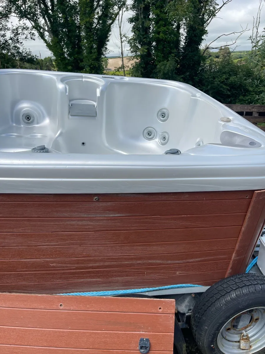 Coleman jacuzzi - Image 2