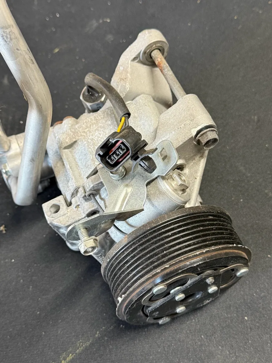 Subaru Legacy DPF/Air Con pump - Image 3