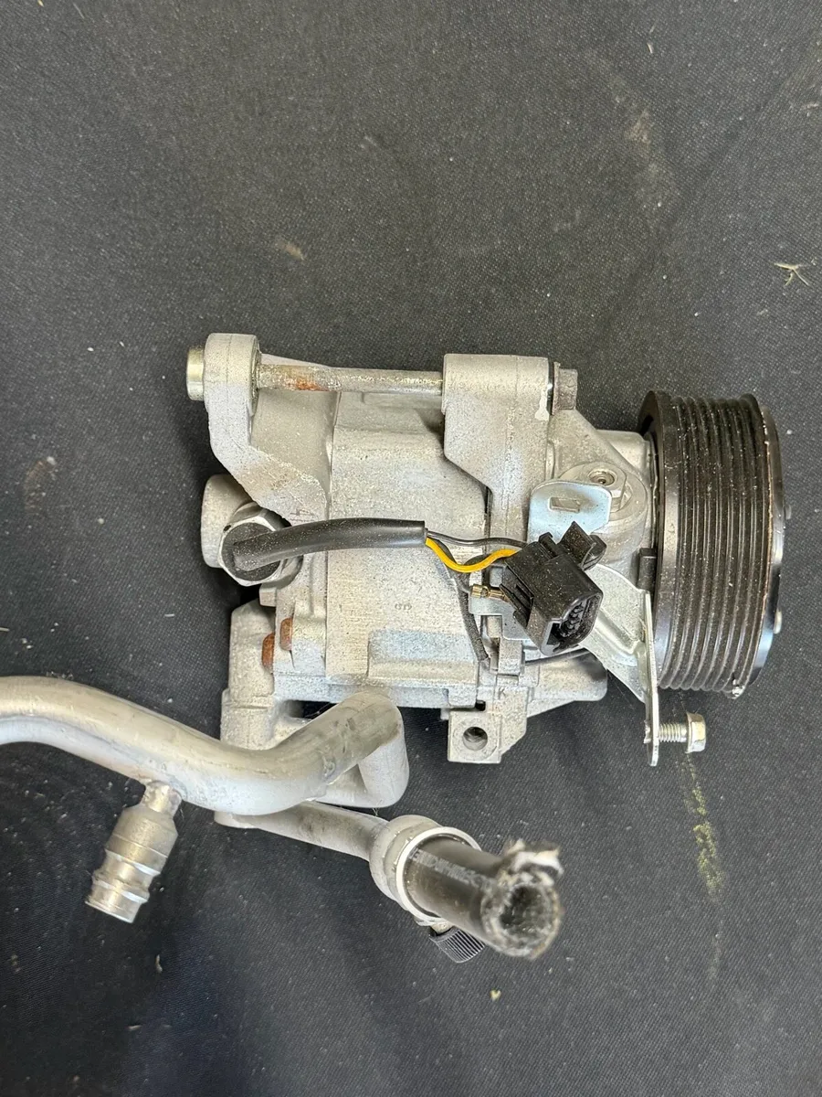 Subaru Legacy DPF/Air Con pump - Image 4