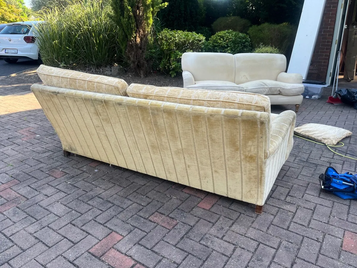 Sofa FREE - Image 3