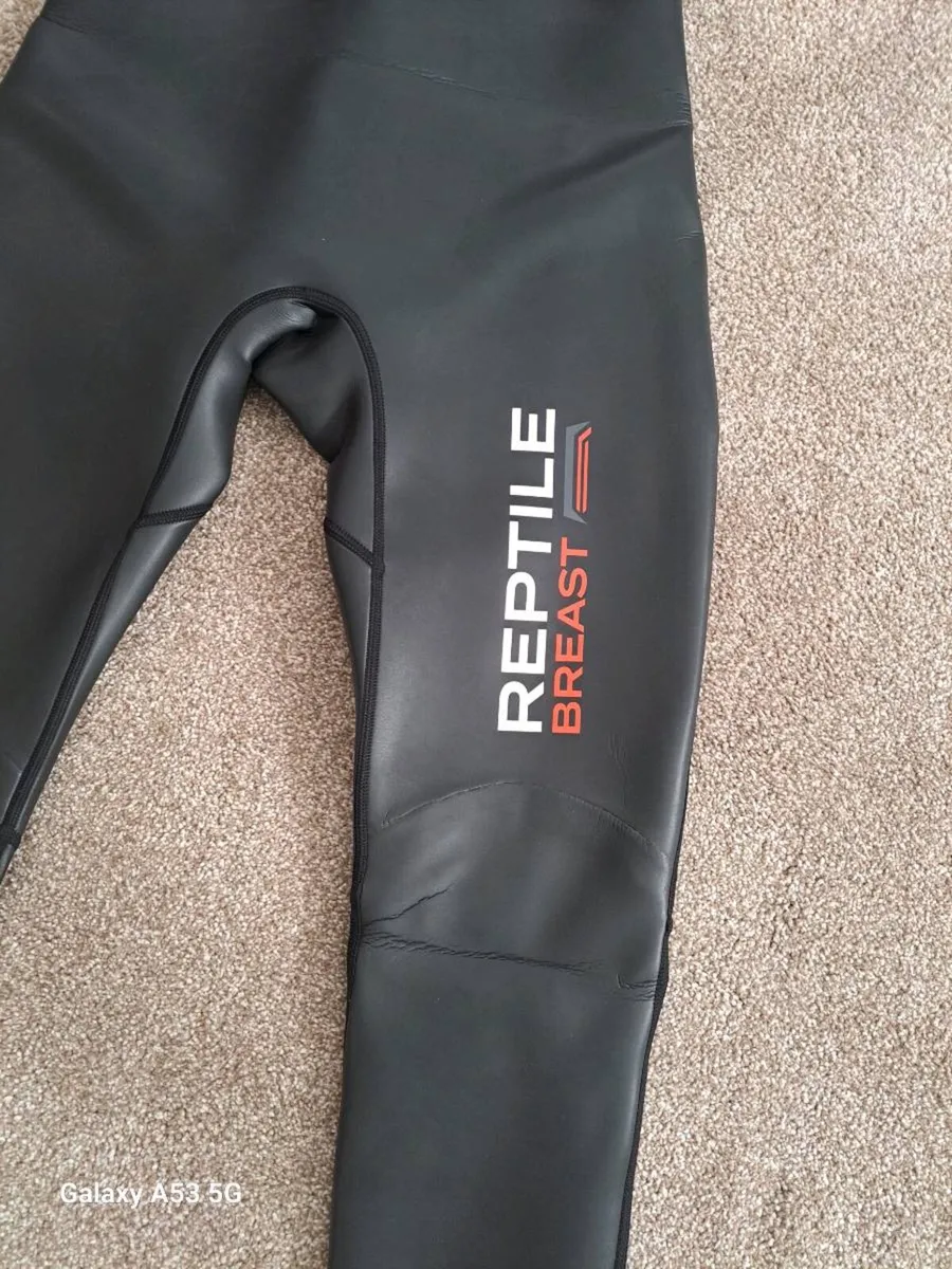 Wetsuit - Image 4