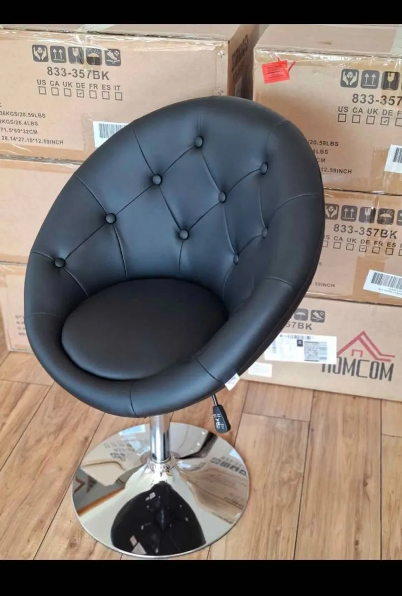 Leather  chairs - Image 3